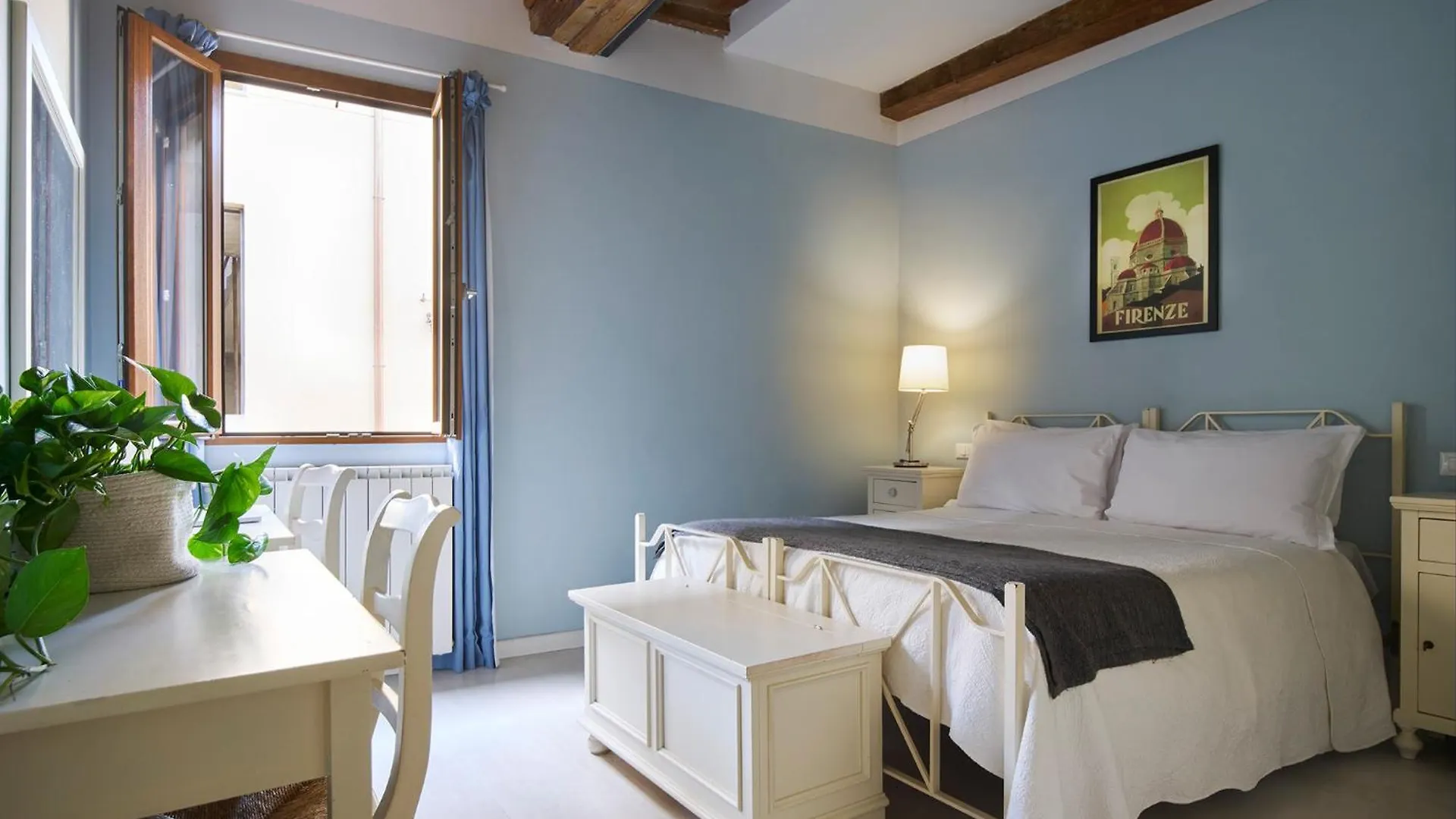 Panicale Blue Historic 1Br Stay Near Medici Chapels & Mercato Centrale Florenz